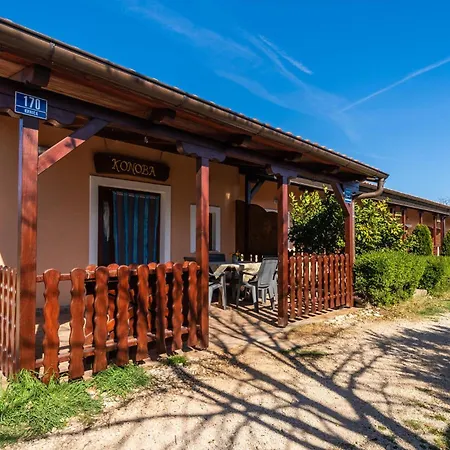 Beautiful Apartment In Krnica With Kitchen *